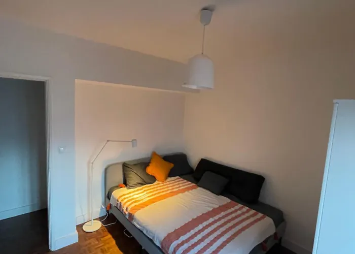 Bay View Apartment *